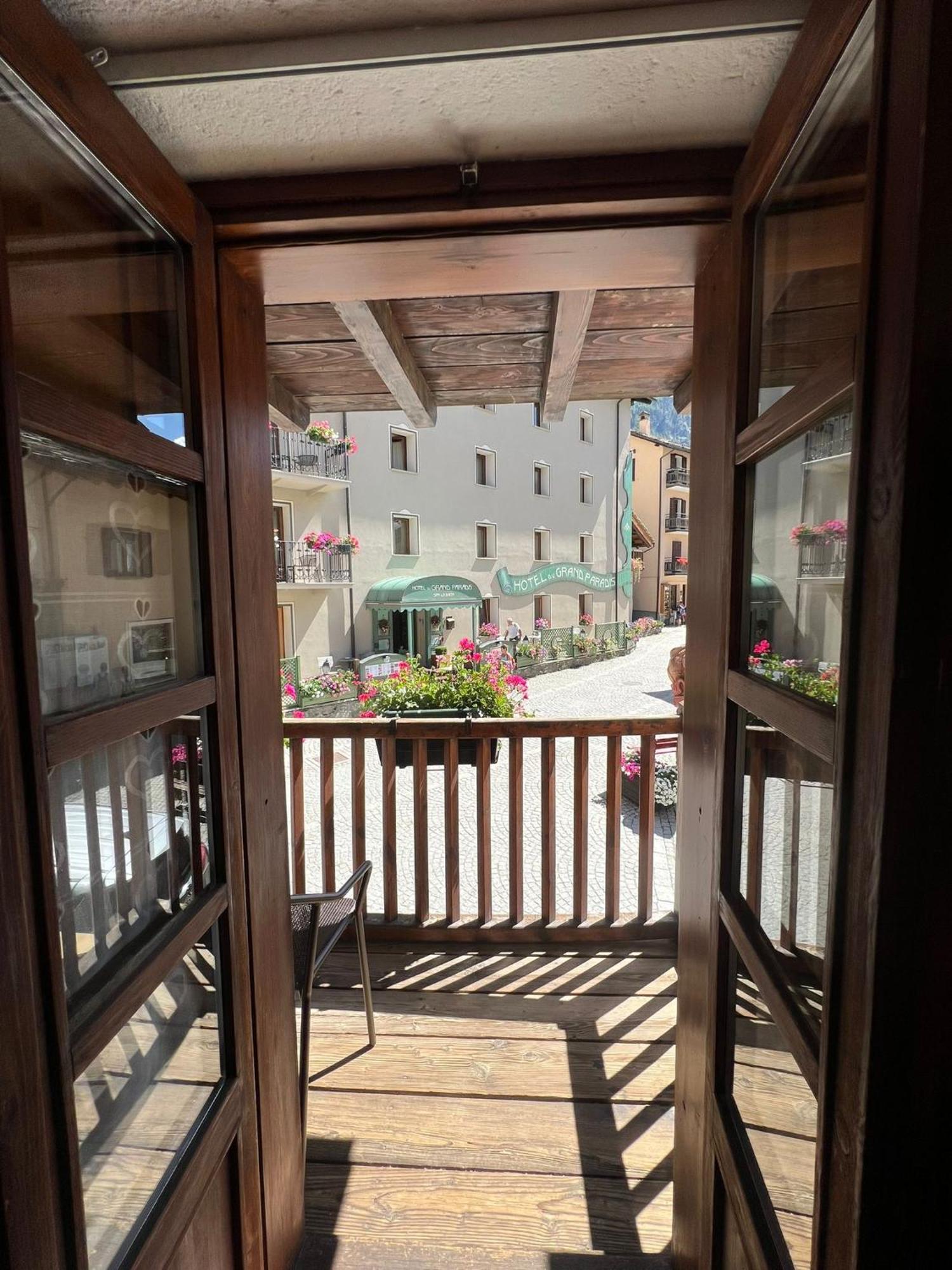 Hotel Du Grand Paradis - 1899 Auberge Boutique كوجن المظهر الخارجي الصورة